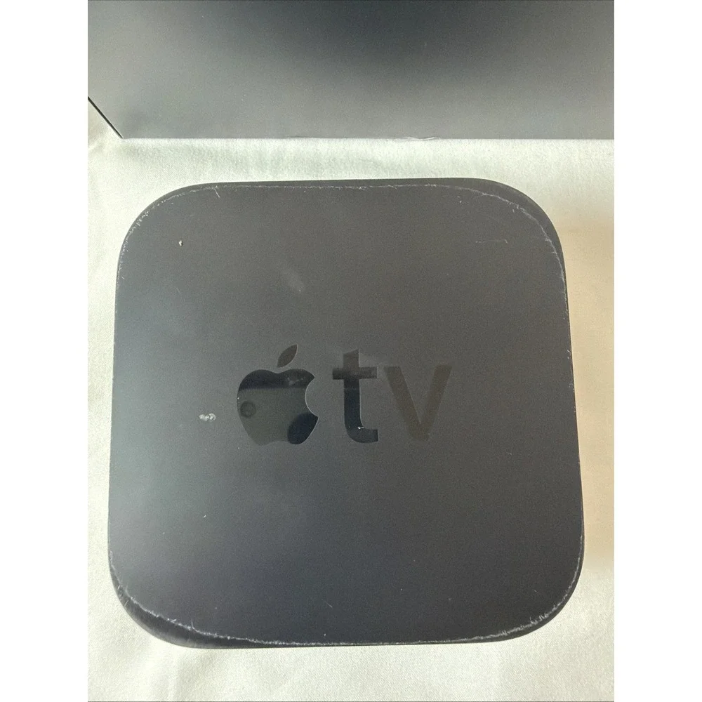 Apple TV A1625 MGY52LL/A HD 32GB Media Streamer 4th Generation